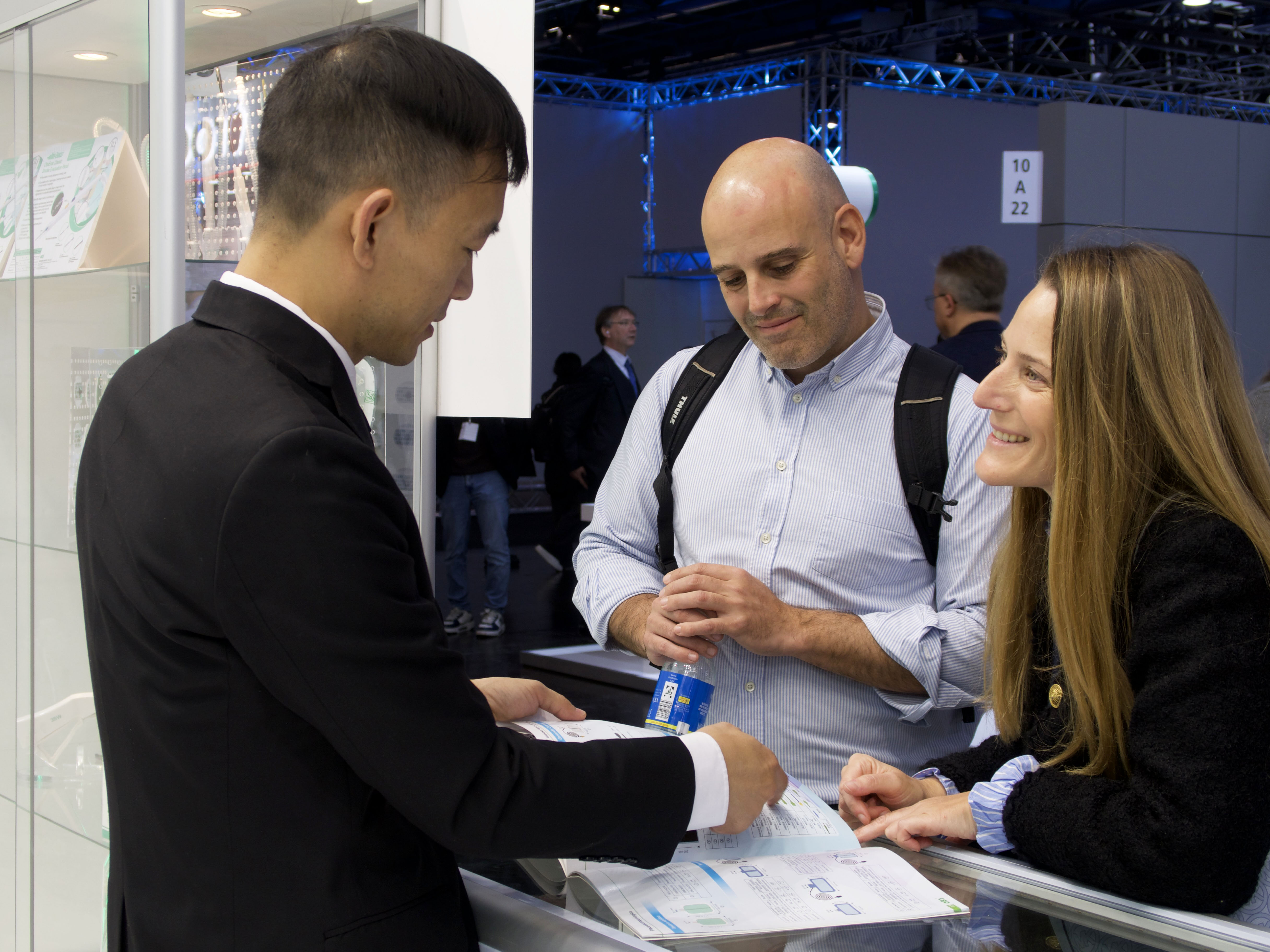 5-25112010354M64.jpg 5-25112010354M64.jpg