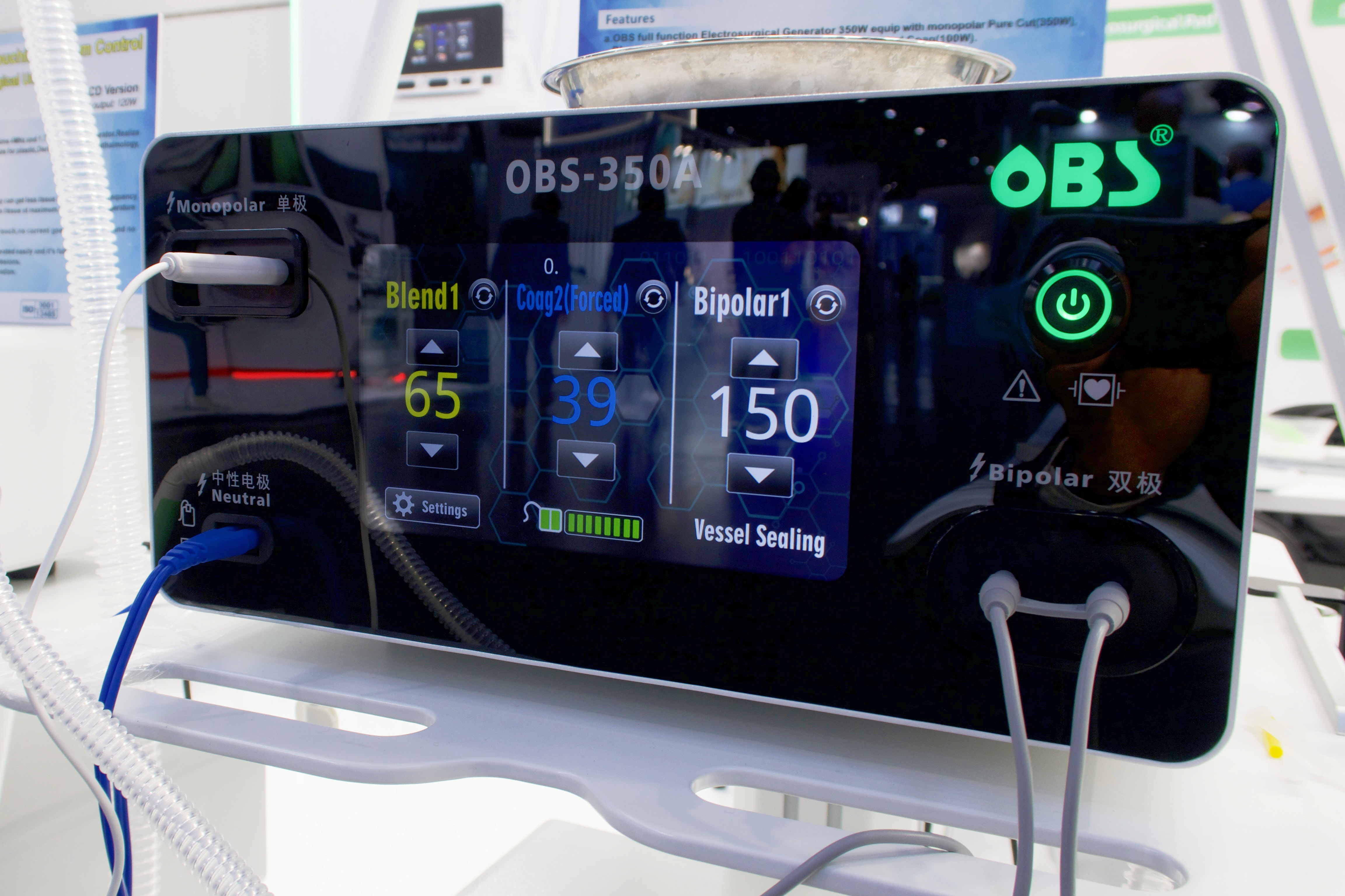 5-25112010363BW.jpg 5-25112010363BW.jpg