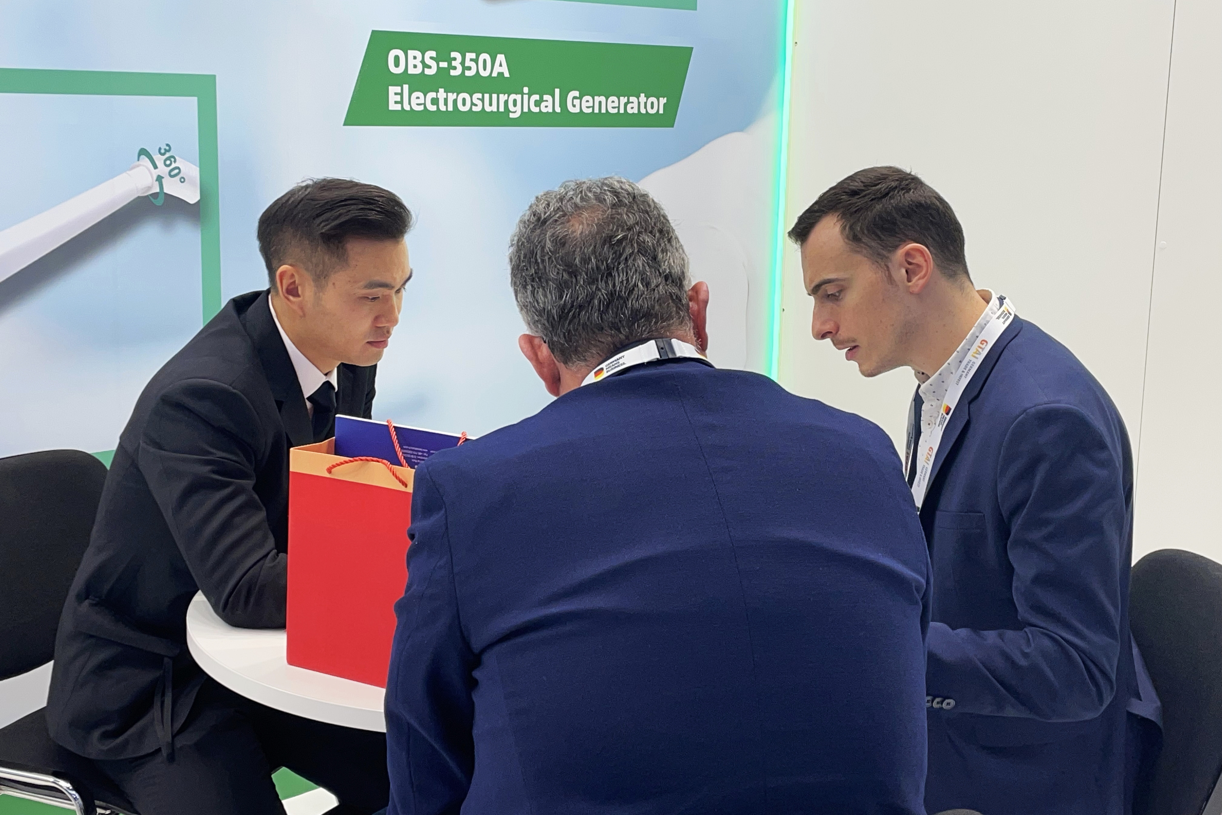 5-251120104050362.jpg 5-251120104050362.jpg