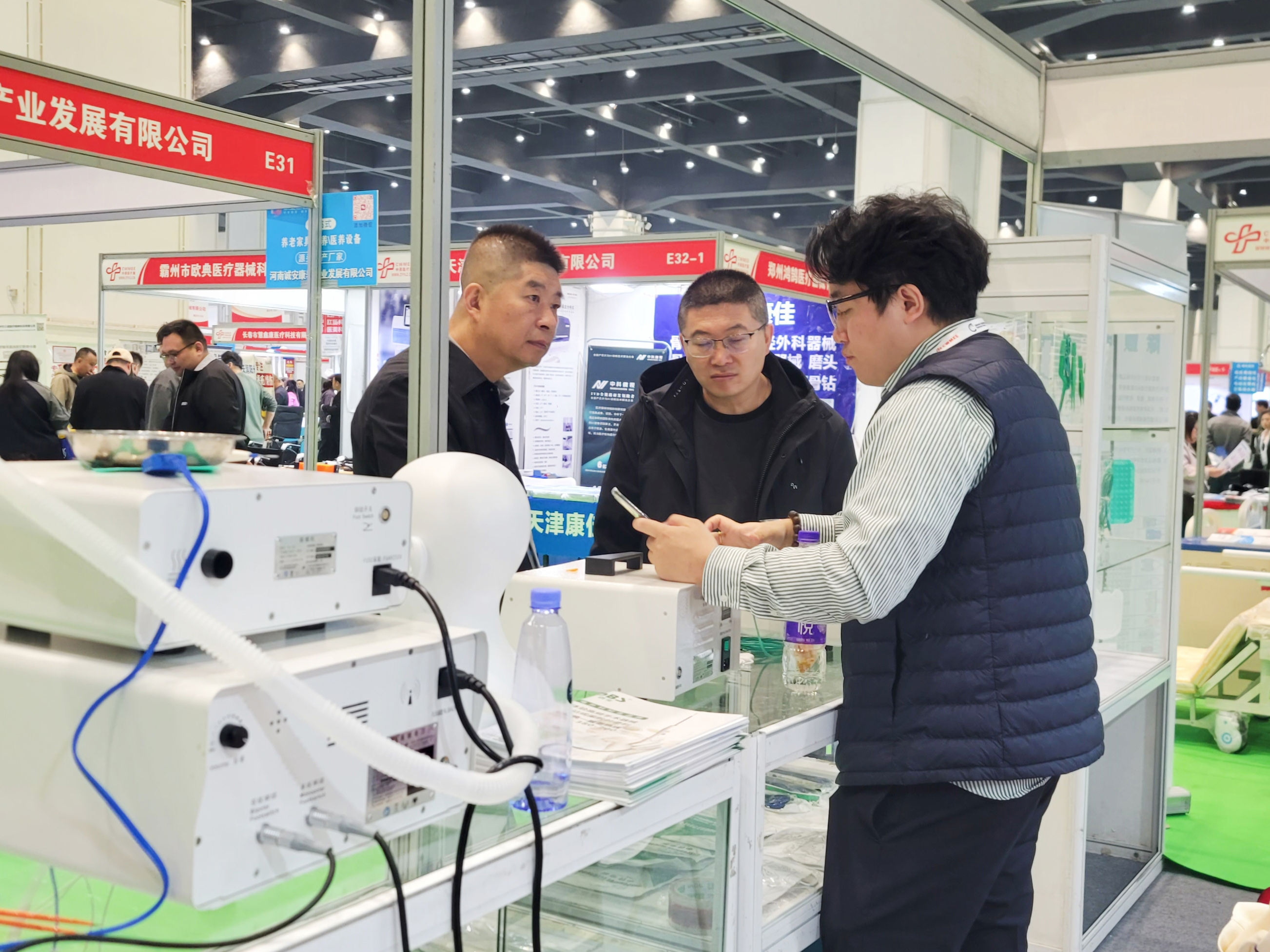 5-26032G53A5112.jpg 5-26032G53A5112.jpg