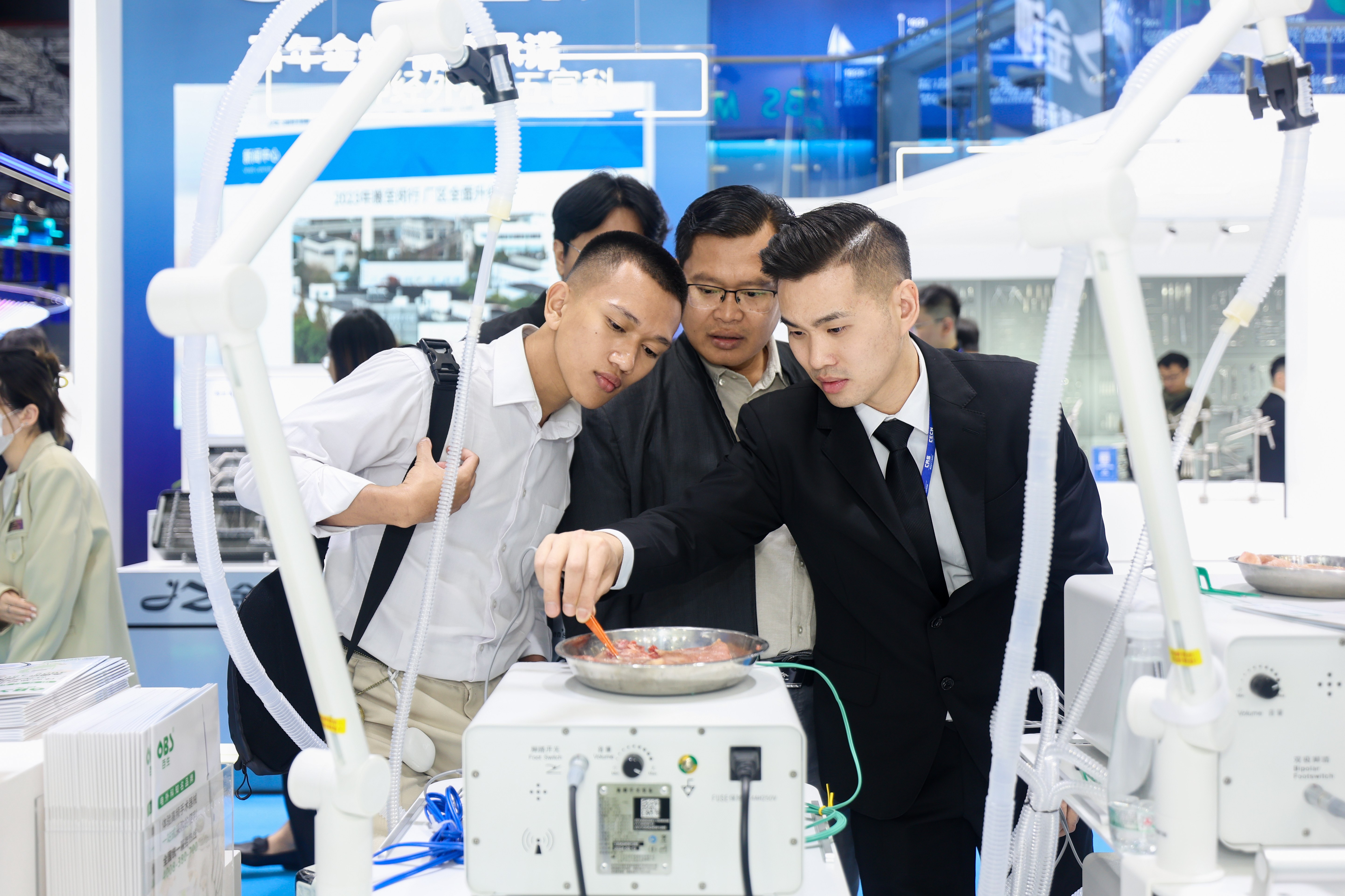 5-25110G35405438.jpg 5-25110G35405438.jpg