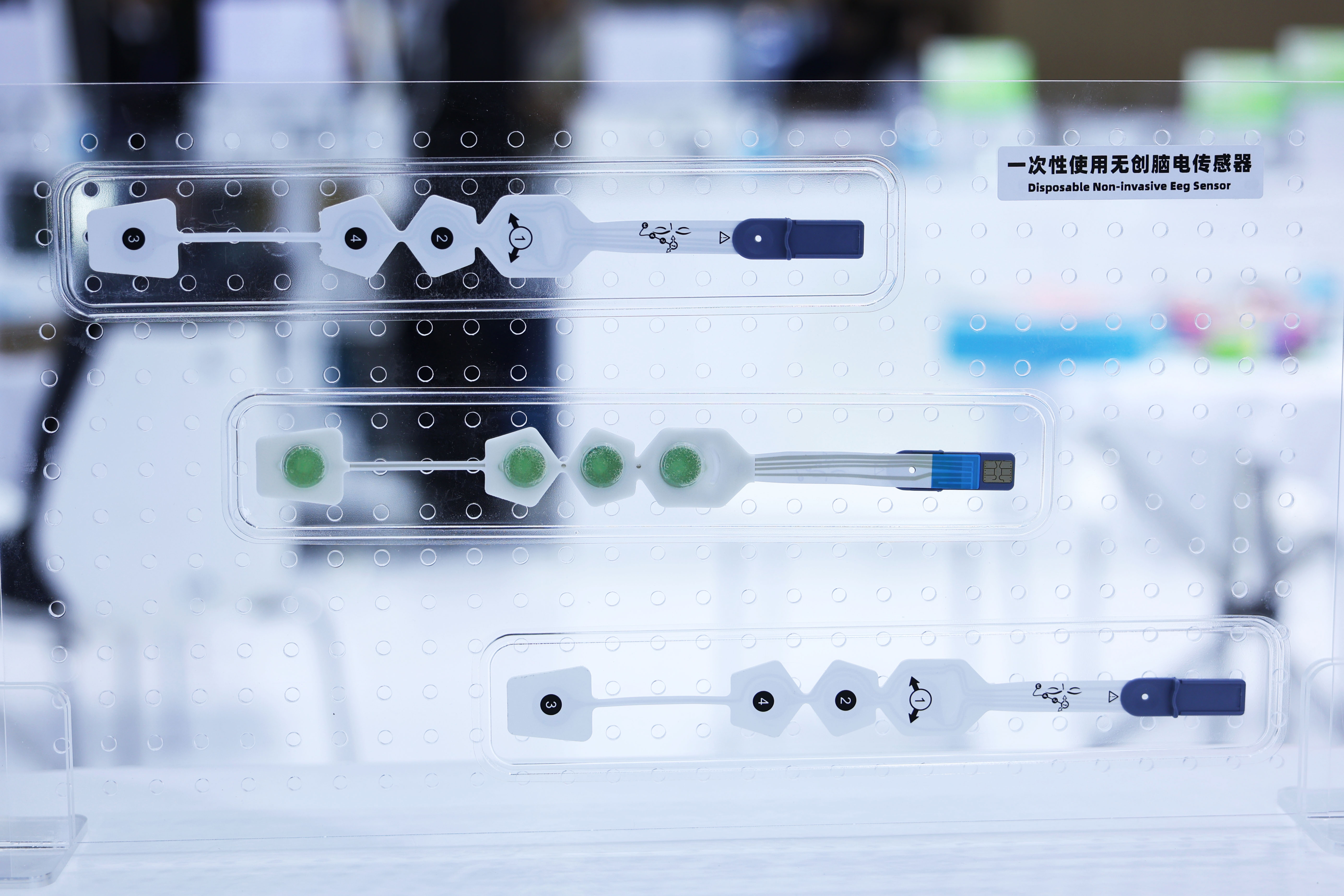 5-25111415055C03.jpg 5-25111415055C03.jpg