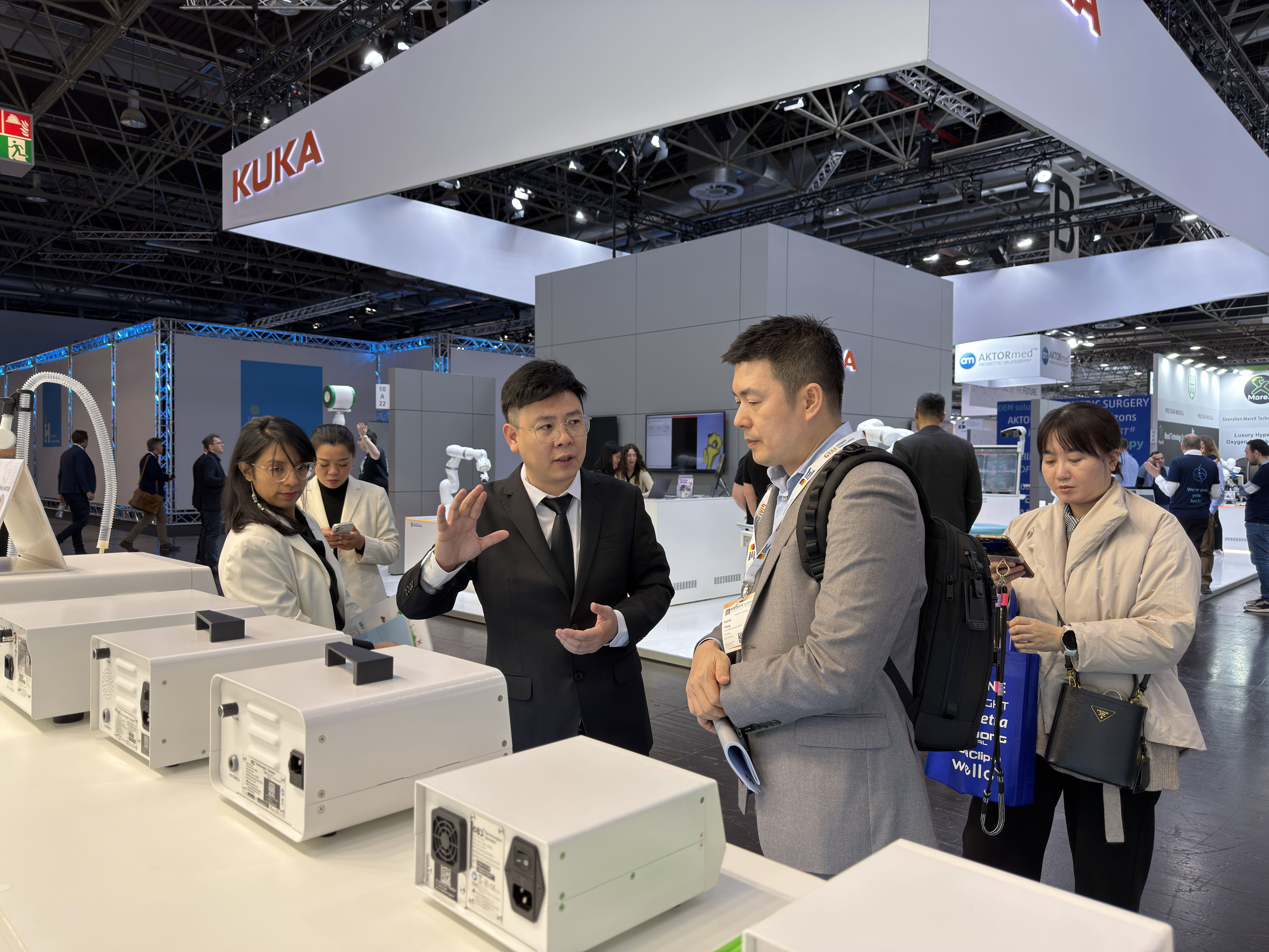 5-2511210U20c44.jpg 5-2511210U20c44.jpg